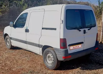 Picture of Peugeot 2004