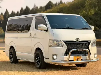 Picture of Toyota Hiace 2016