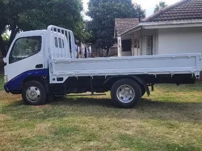 Picture of Toyota Dyna 2012