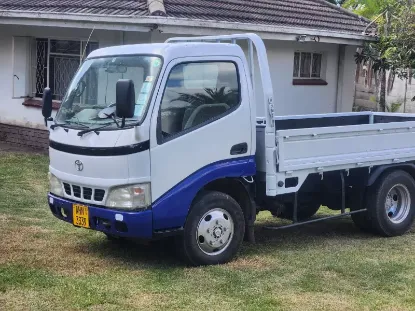 Picture of Toyota Dyna 2012