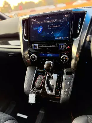Picture of Toyota Alphard 2017