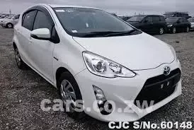Picture of Toyota Aqua 2016