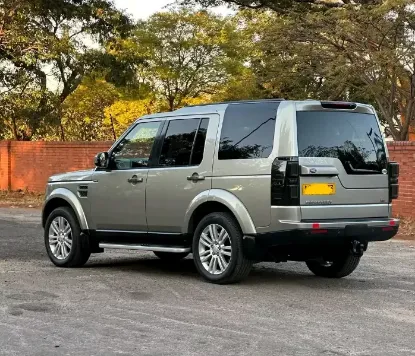 Picture of Land Rover Discovery 2014
