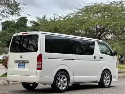 Picture of Toyota Hiace 2017