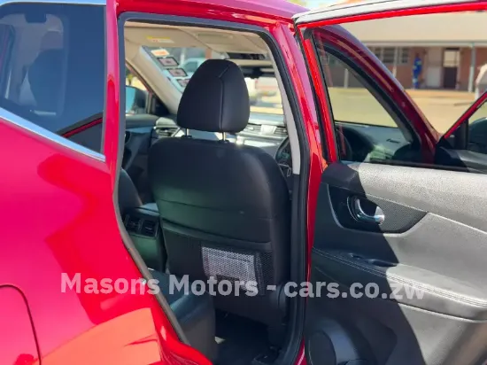 Picture of Nissan X-Trail 2018