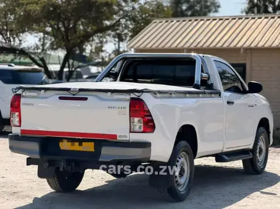 Picture of Toyota Hilux GD6 2025