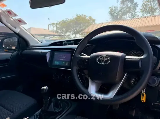 Picture of Toyota Hilux GD6 2025