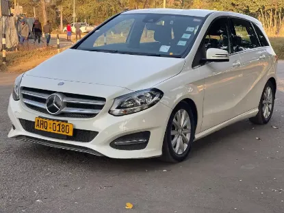 Picture of Mercedes Benz B-Class 2017