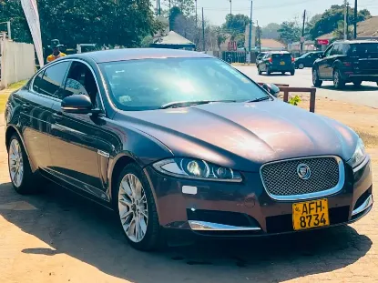 Picture of Jaguar XF 2015