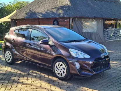 Picture of Toyota Aqua 2016
