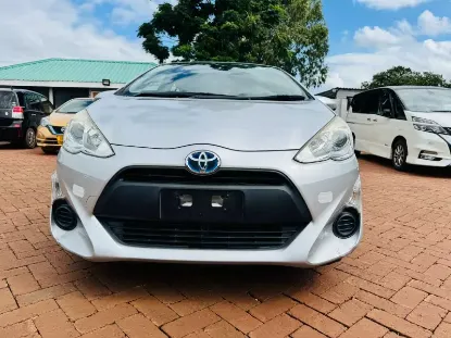 Picture of Toyota Aqua 2016