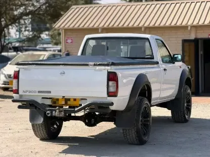 Picture of Nissan NP300 2019
