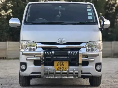 Picture of Toyota Hiace 2016