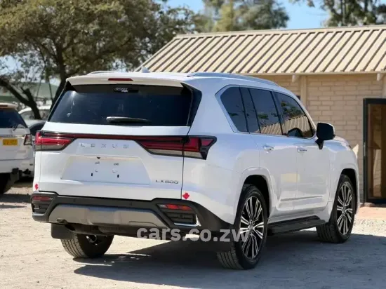 Picture of Lexus LX 2024