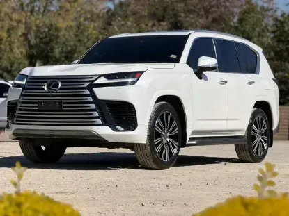 Picture of Lexus LX 2024