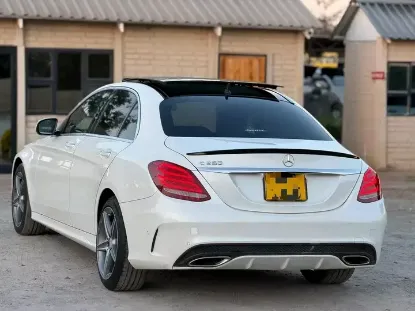 Picture of Mercedes Benz C-Class 2017