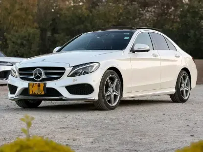 Picture of Mercedes Benz C-Class 2017