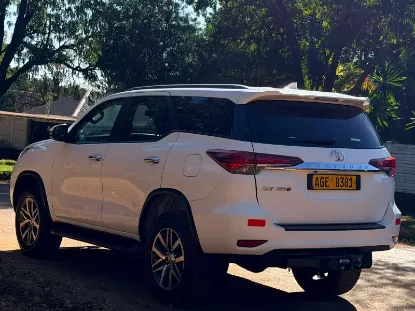 Picture of Toyota Fortuner 2019