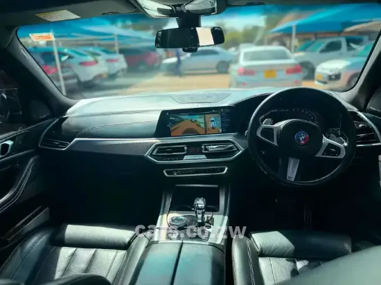 Picture of BMW X5 2020