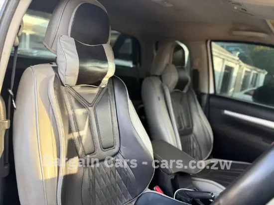 Picture of Toyota Hilux 2017