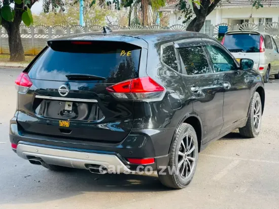 Picture of Nissan X-Trail 2020