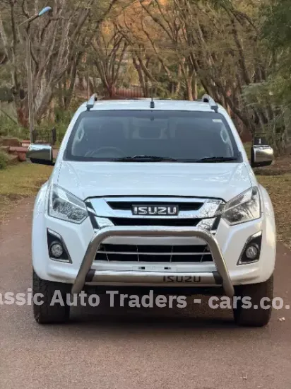 Picture of Isuzu KB300 2018