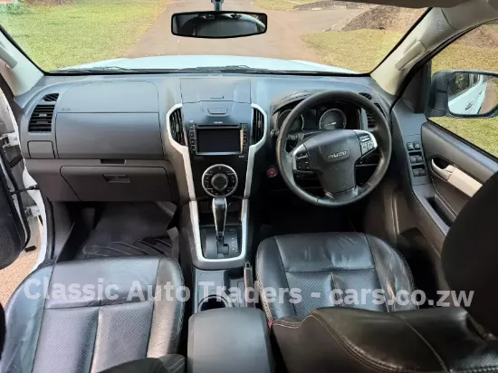 Picture of Isuzu KB300 2018