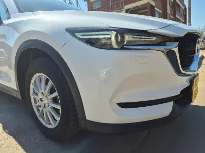 Picture of Mazda CX-5 2017