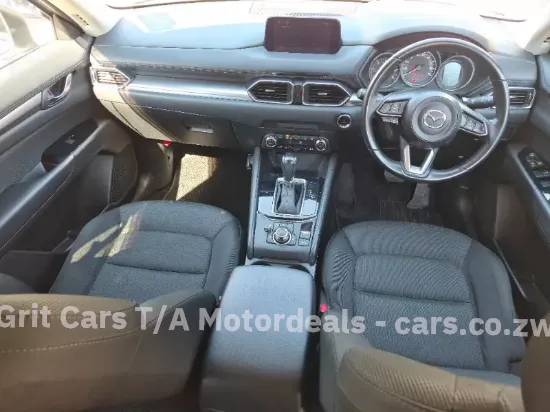 Picture of Mazda CX-5 2017