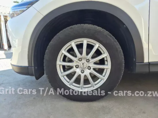 Picture of Mazda CX-5 2017