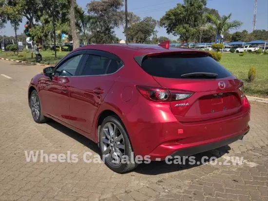 Picture of Mazda Axela 2017