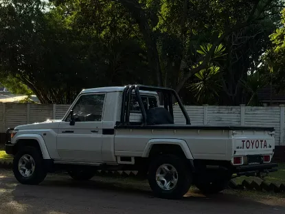 Picture of Toyota Land Cruiser 2017