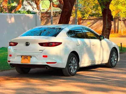 Picture of Mazda 3 2020
