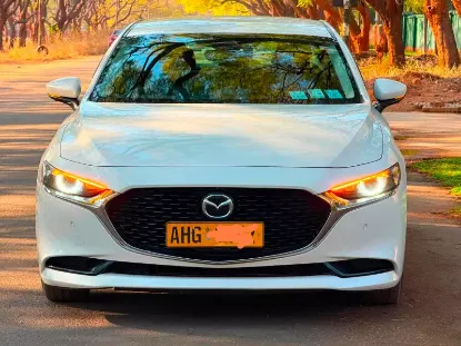 Picture of Mazda 3 2020