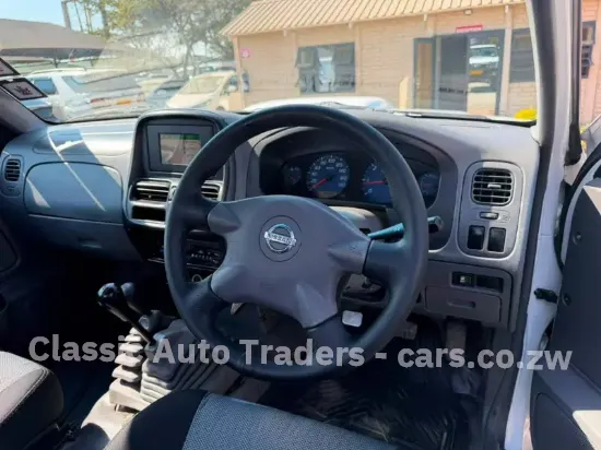 Picture of Nissan NP300 2019