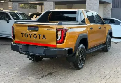Picture of Toyota Hilux 2026