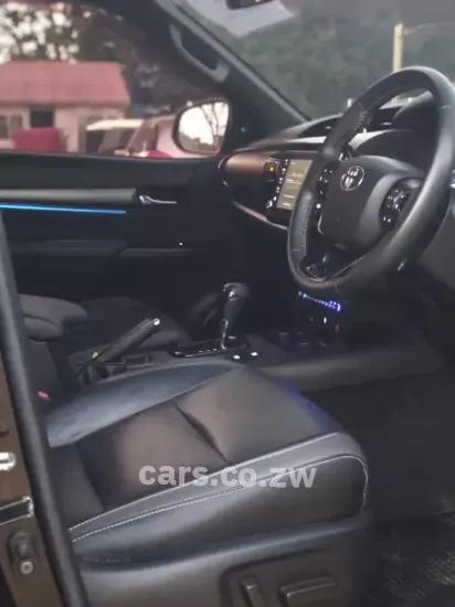 Picture of Toyota Hilux 2021