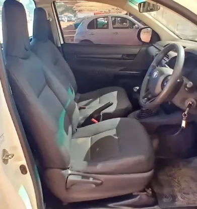 Picture of Toyota Hilux 2016
