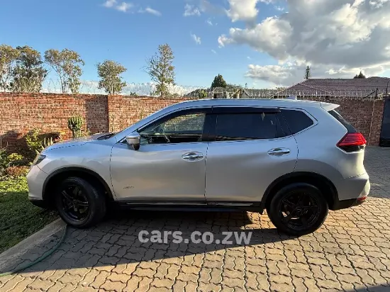 Picture of Nissan X-Trail 2017