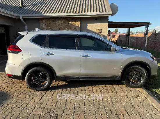 Picture of Nissan X-Trail 2017