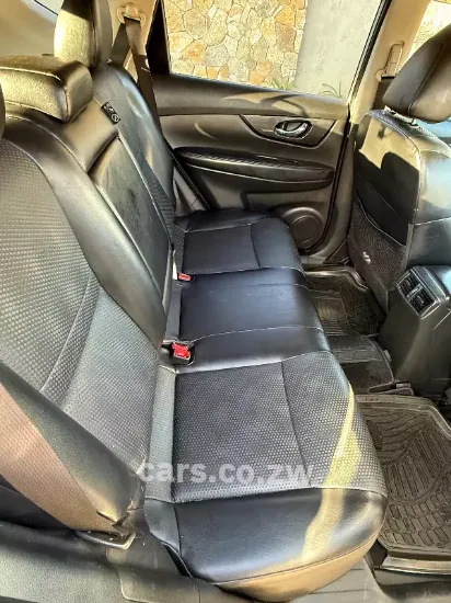 Picture of Nissan X-Trail 2017