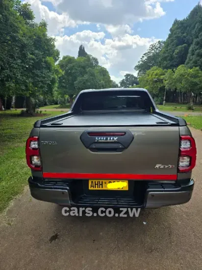 Picture of Toyota Hilux 2021