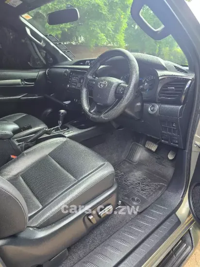 Picture of Toyota Hilux 2021