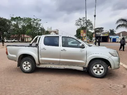 Picture of Toyota Hilux D4D 1KD 2007