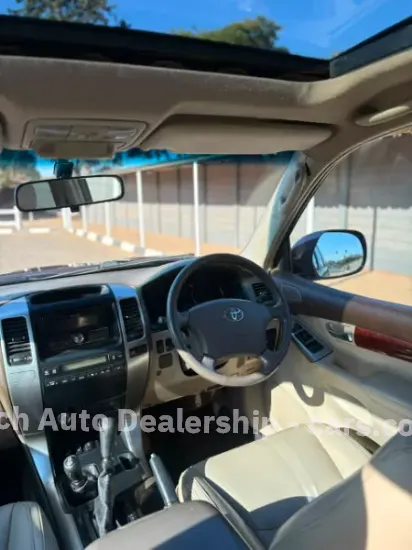 Picture of Toyota Prado 2003