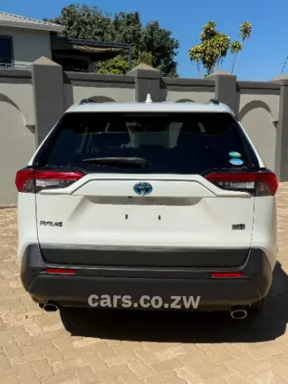 Picture of Toyota Rav4 2021