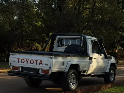 Picture of Toyota Land Cruiser 2017