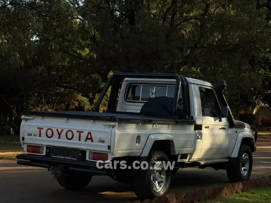 Picture of Toyota Land Cruiser 2017