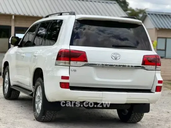 Picture of Toyota Land Cruiser 2020