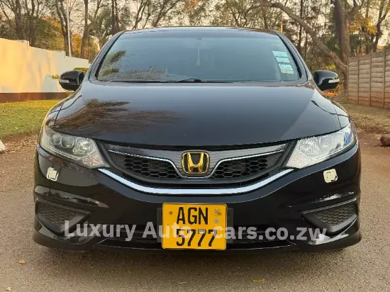 Picture of Honda Jade 2015